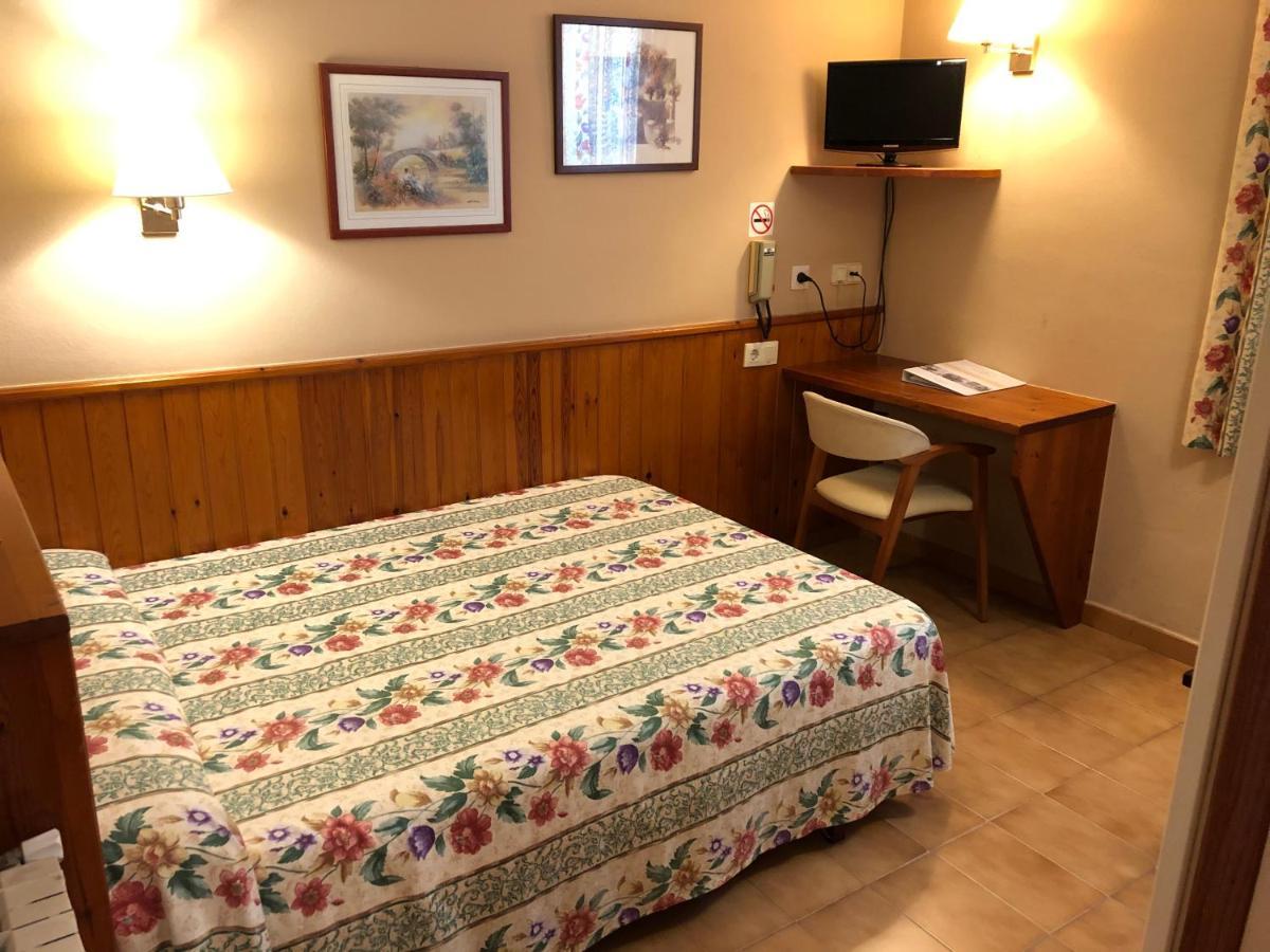 Hotel Casa Feliu à Santa Susanna Extérieur photo