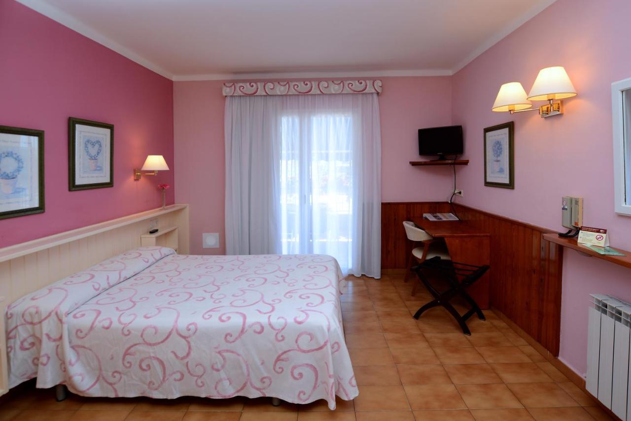Hotel Casa Feliu à Santa Susanna Extérieur photo