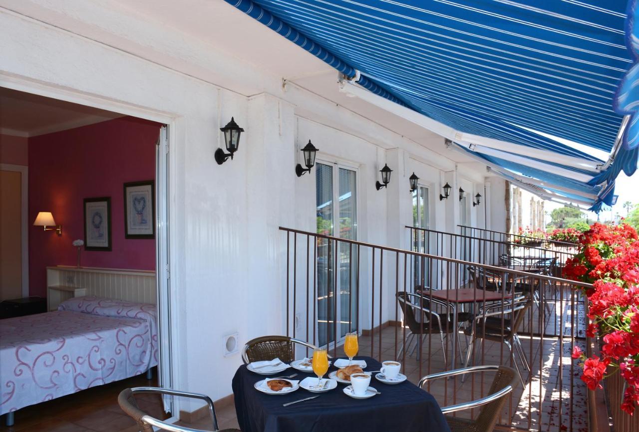 Hotel Casa Feliu à Santa Susanna Extérieur photo