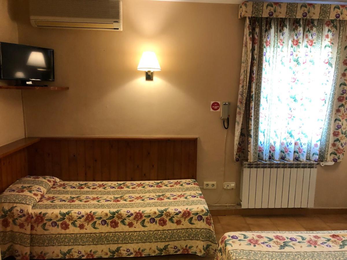 Hotel Casa Feliu à Santa Susanna Extérieur photo