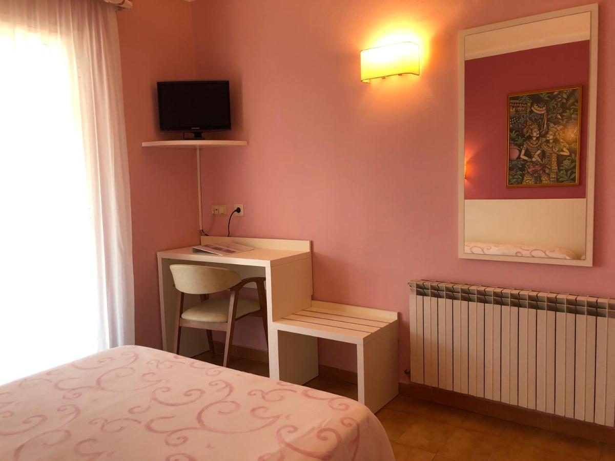 Hotel Casa Feliu à Santa Susanna Extérieur photo